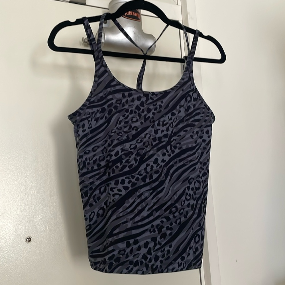 ❤️ 4 for $20 ❤️ Victoria’s Secret PINK Tank top with removable padding